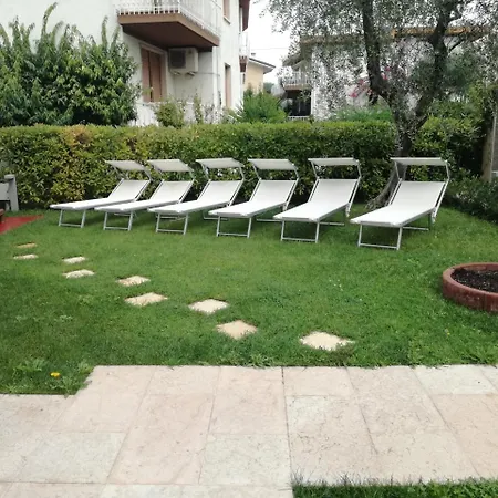 Ivan Villa Lazise